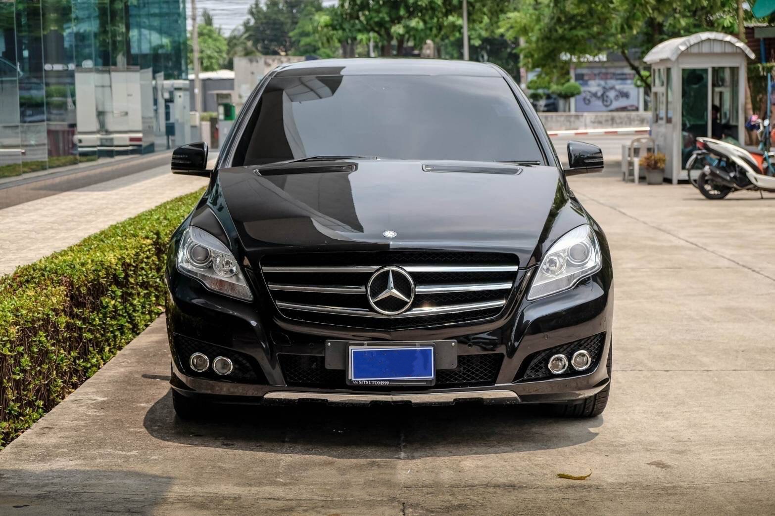 Mercedes R-class 300 cdi. ปี 2011