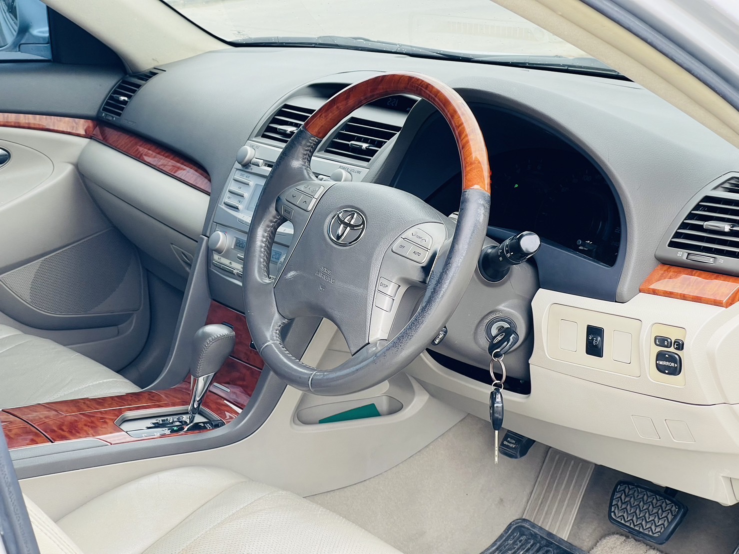 TOYOTA CAMRY 2.0 G TOP ปี 2009