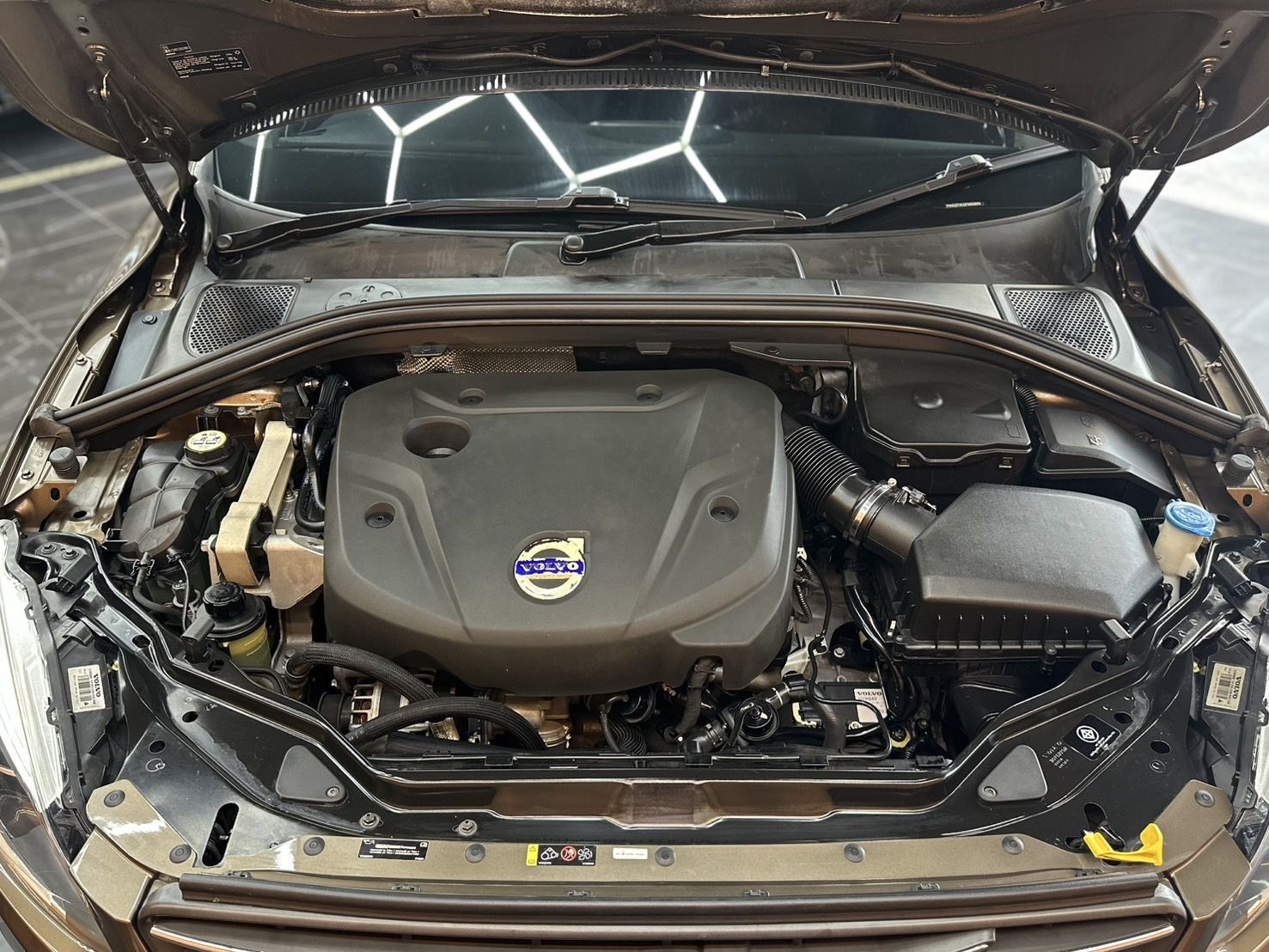 Volvo XC60 2.0 D4 Minorchange ปี 2015