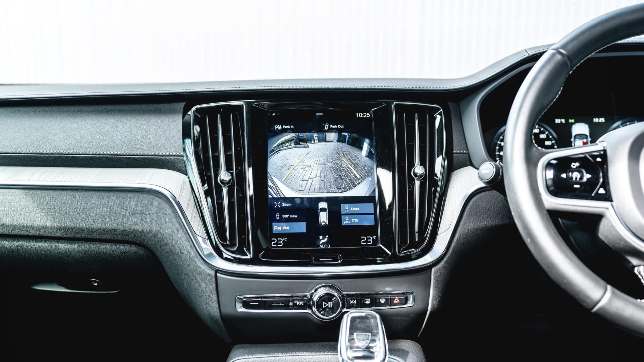 Volvo V60 T8 Inscription AWD ปี 2020