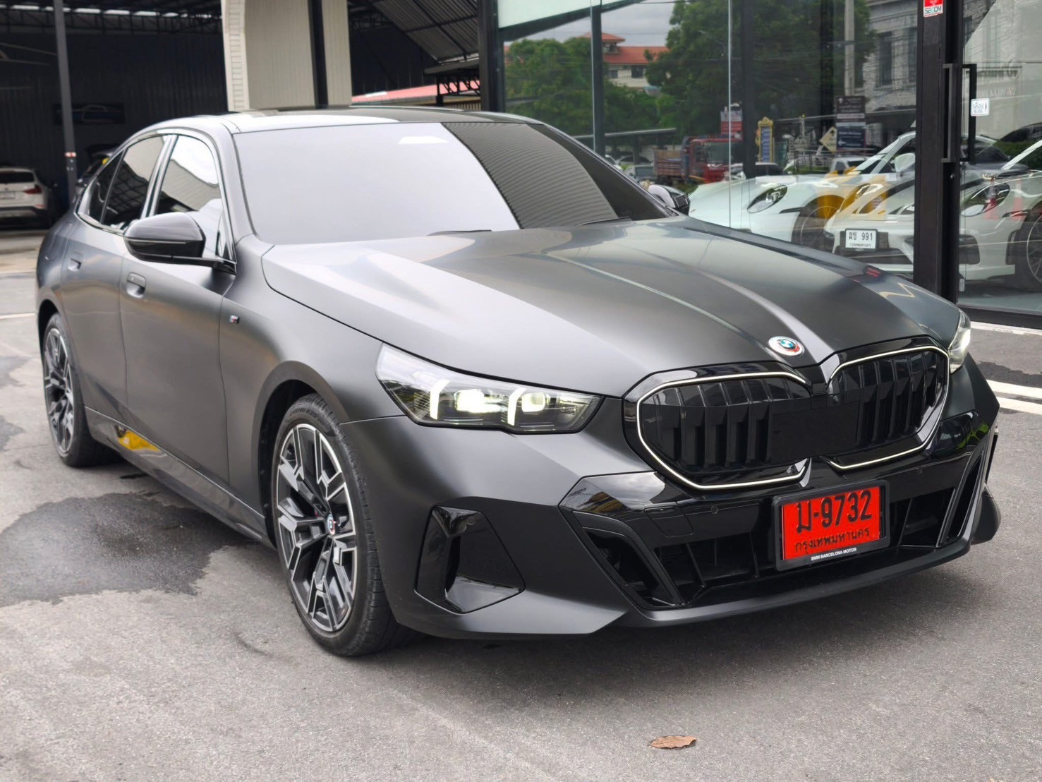 BMW 530e M SPORT PRO ปี 2025( ยังไม่จดทะเบียน )