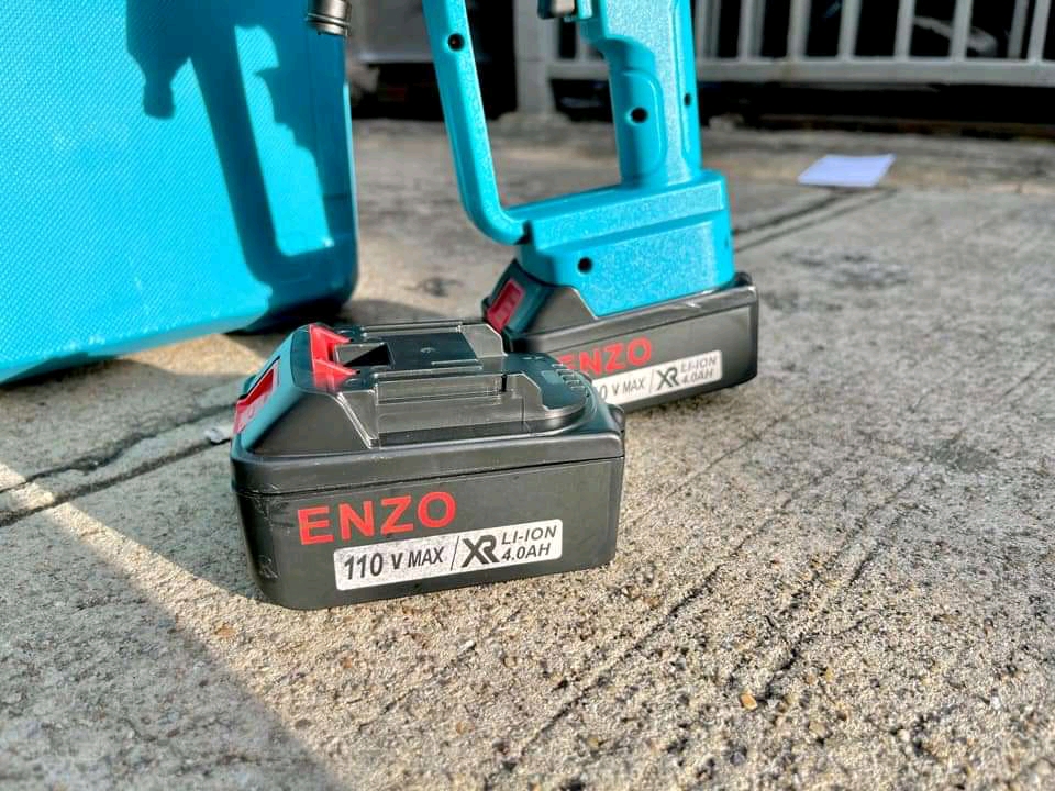 ปืนอัดฉีดแรงดันสูงไร้สาย รุ่น 110V ยี่ห้อ ENZO แบตเตอรี่ 2 ก้อน แถมหัวปรับ 6 ระดับ กระบอกโฟมแลนซ์