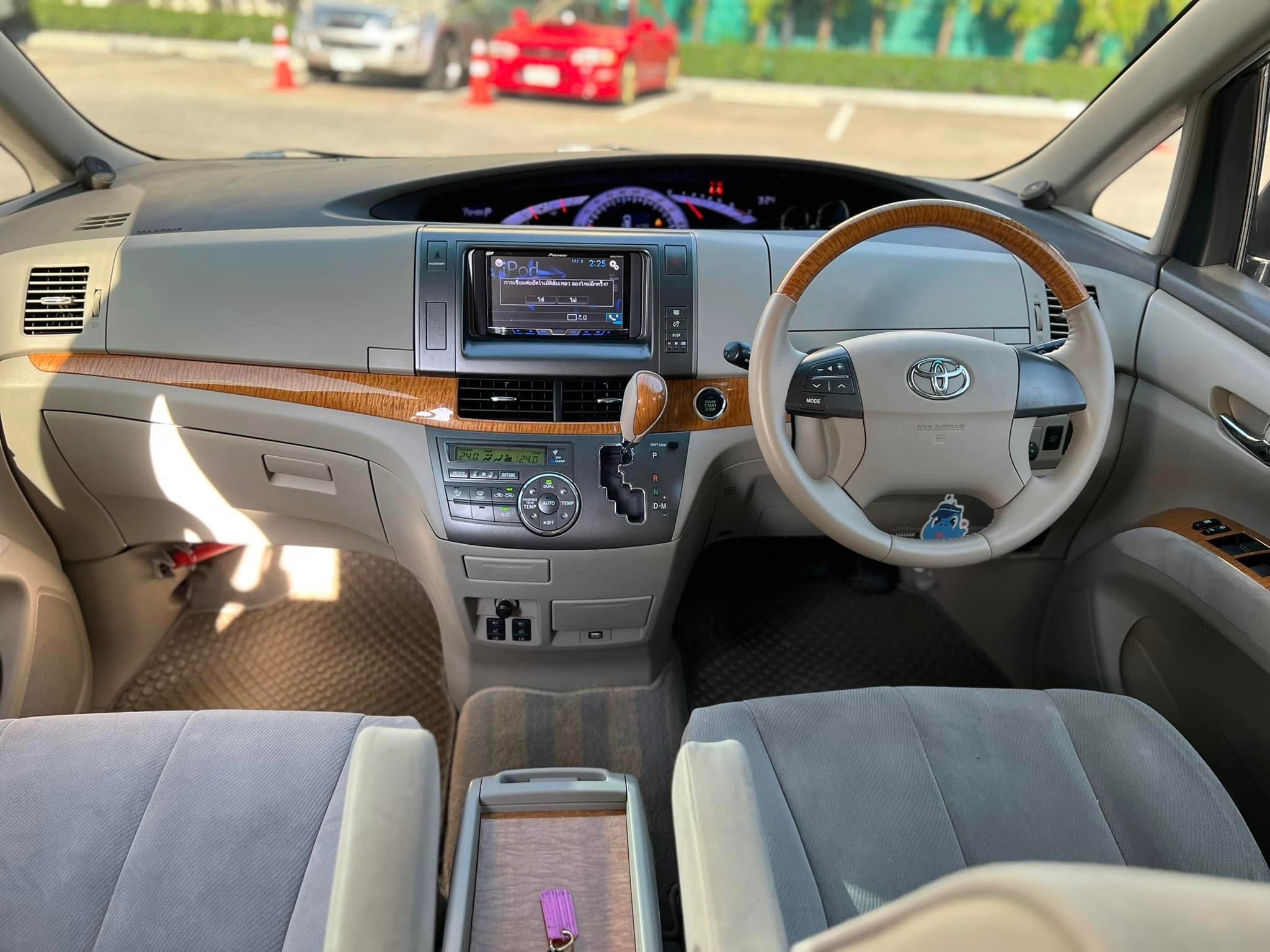 TOYOTA ESTIMA 2.4G มือแรกออกห้าง ปี 2010