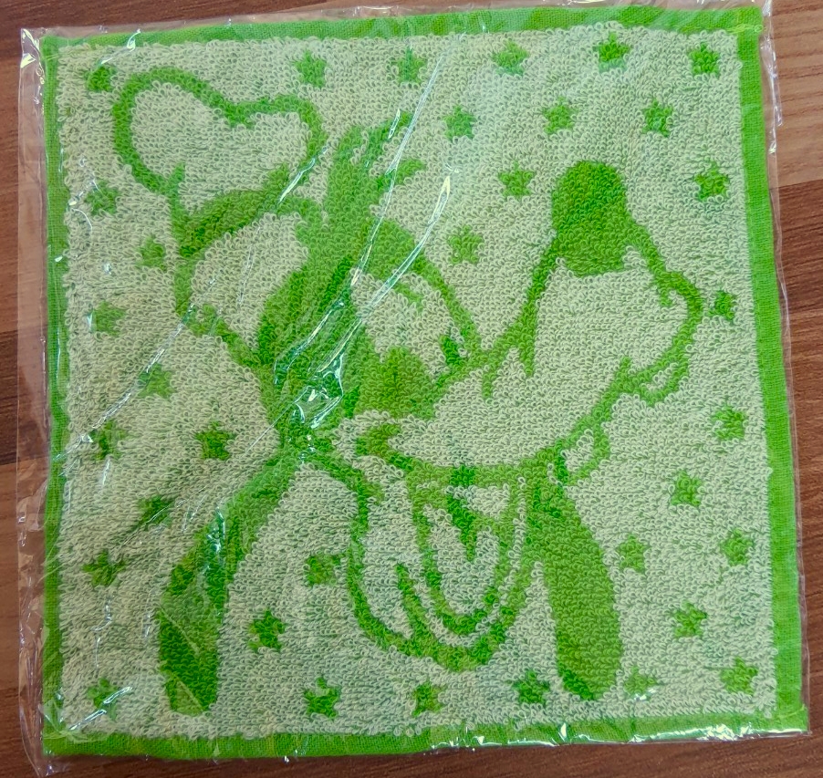 Disney Goofy ผ้าเช็ดหน้า กูฟฟี่ Size : 20 x 20 cm ของแท้จากดิสนีย์สโตร์ญี่ปุ่น
