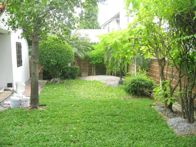 House For Rent in Ladawan Village Sirnakarin