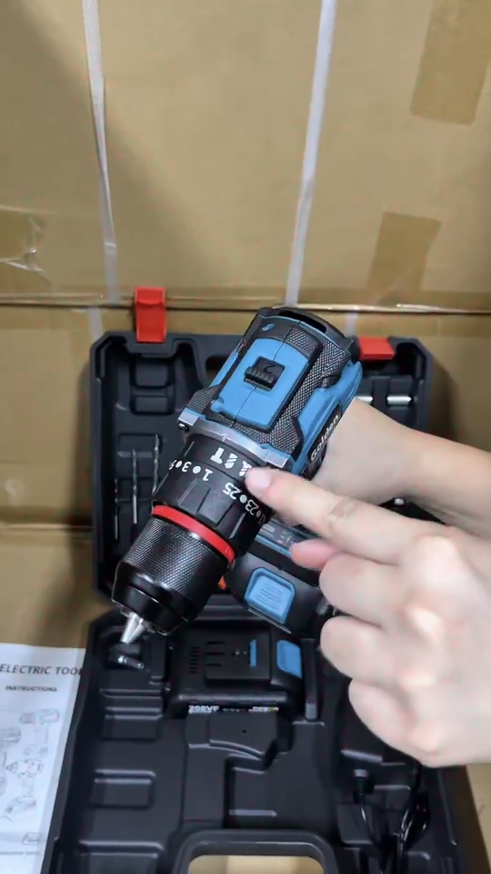 สว่านแบตกระแทก 3 ระบบ บัสเลส หัวเหล็ก ยี่ห้อ GOLDEN รุ่น 208Vf