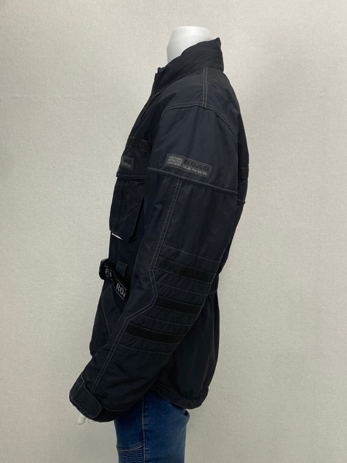 เสื้อขี่มอเตอร์ไซด์( มือสอง) RCTA 196 อก 50" ยาว 28" ยี่ห้อ**ROAD**