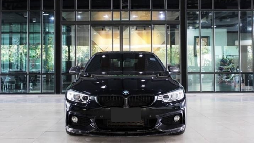 BMW 42OCi 2.0 M sport coupe (F32) ปี 2015 สีดำ