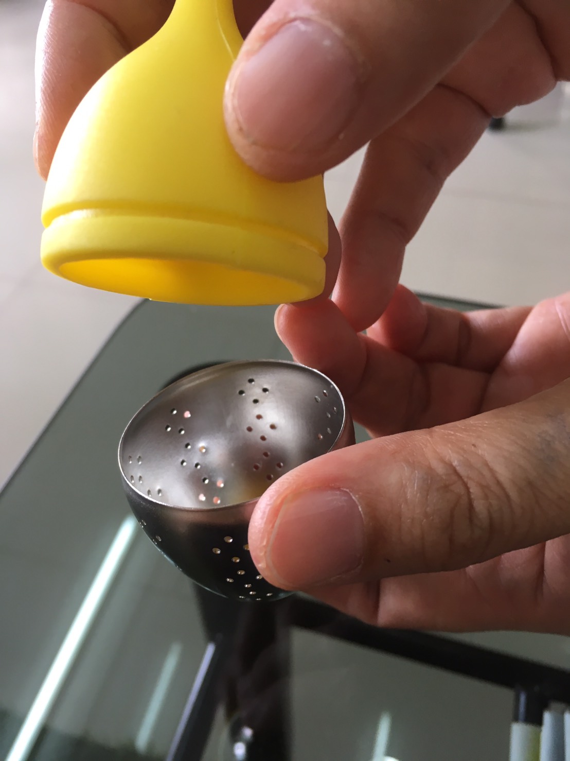 silicone tea infuser เครื่องชงชาซิลิโคน คุณภาพดี นน. 100 กรัม- คละสี