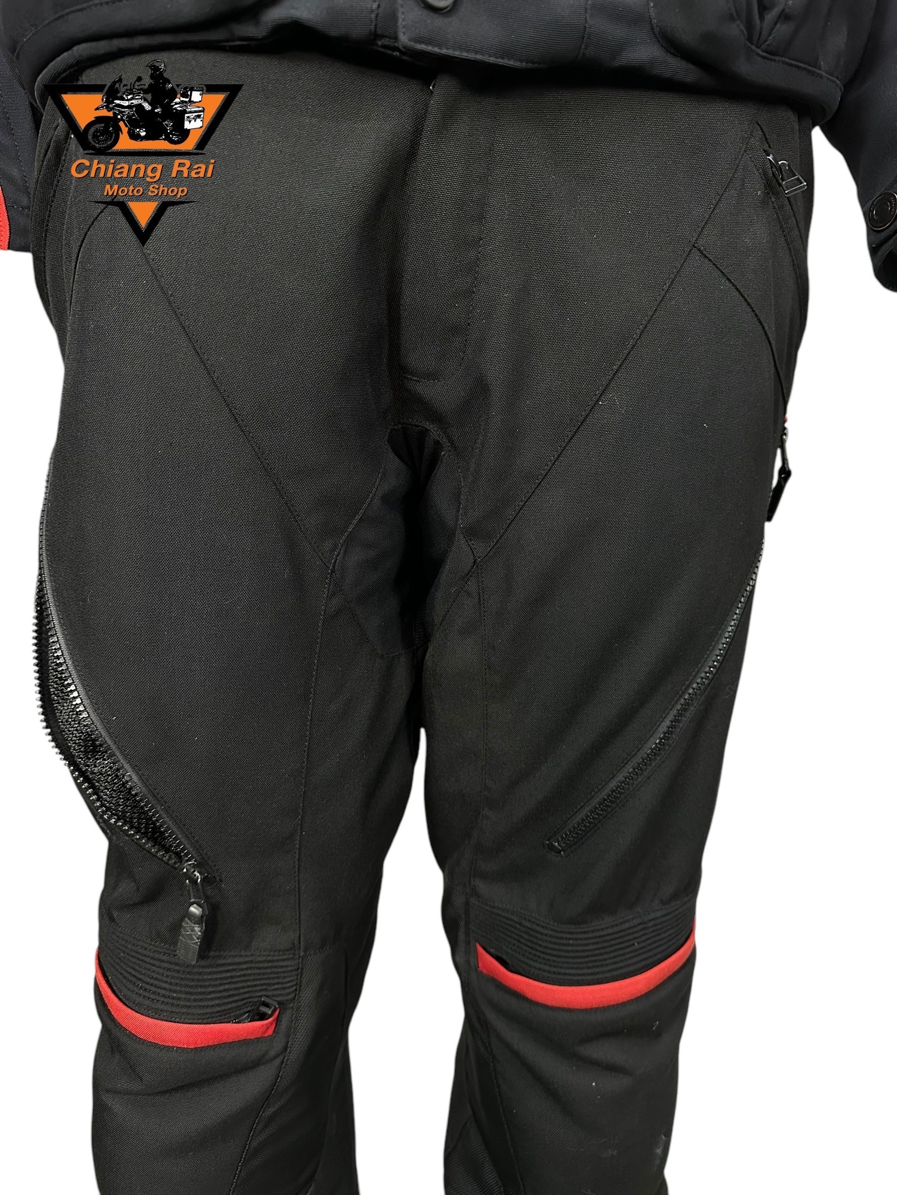 ชุดสำหรับขี่มอเตอร์ไซด์ (มือสอง) SET 027 ชุดทัวริ่ง เสื้อการ์ด + กางเกง ยี่ห้อ***dainese***