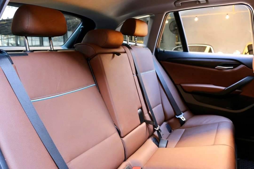 Bmw X1 X-Line 18i lci ปี 2014