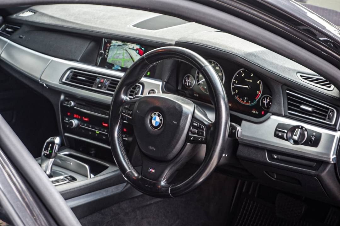 BMW F02 730D M Sport ปี 2012