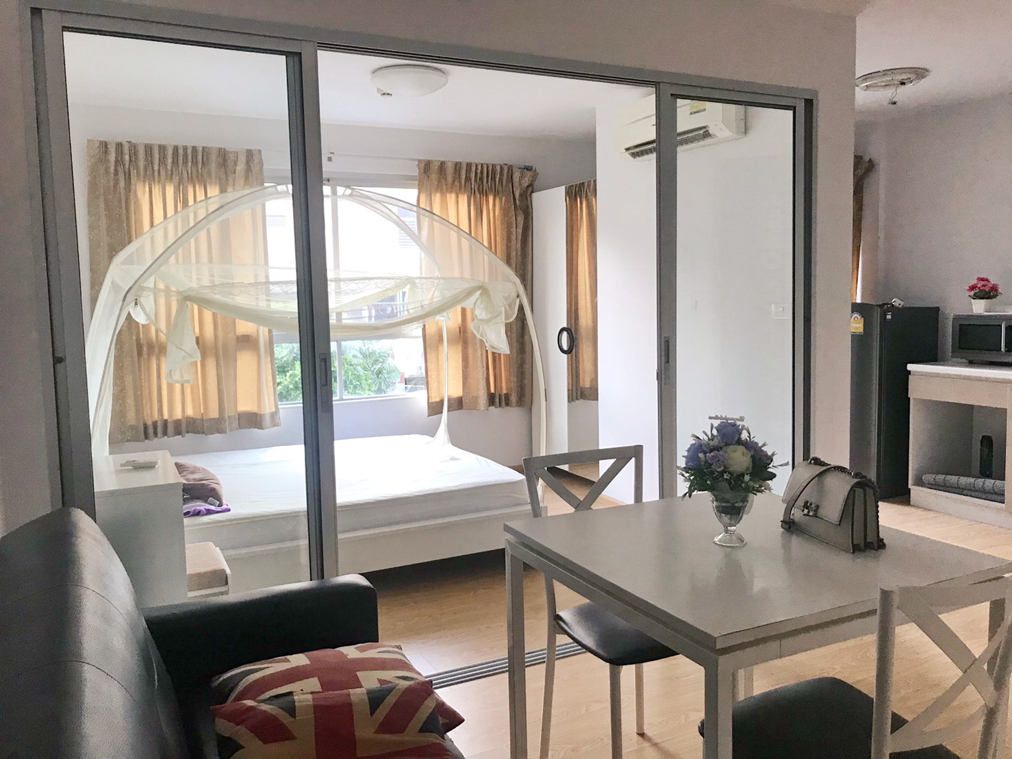 ขาย D condo รัตนาธิเบศร์ ( ขายแล้ว )