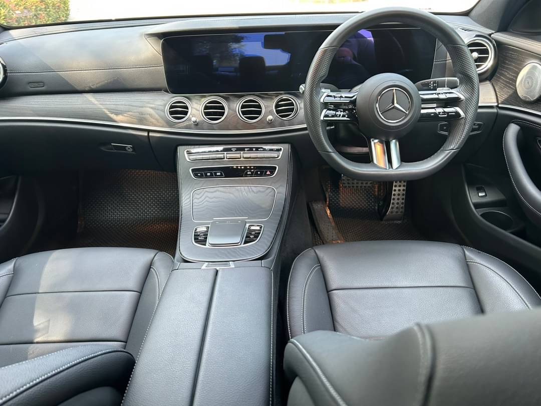 Mercedes Benz E300e AMG ปี 2021