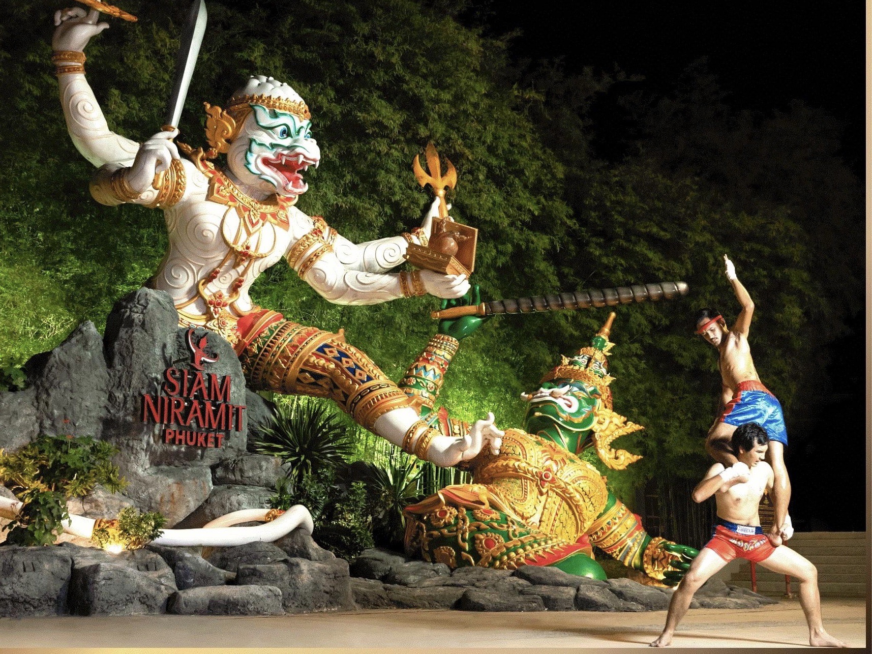 Siamniramit SILVER Seat Show + Dinner +Transfers