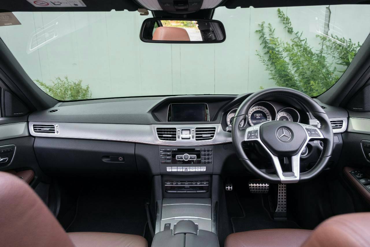 Mercedes-Benz E200 AMG Sport Package ปี 2014
