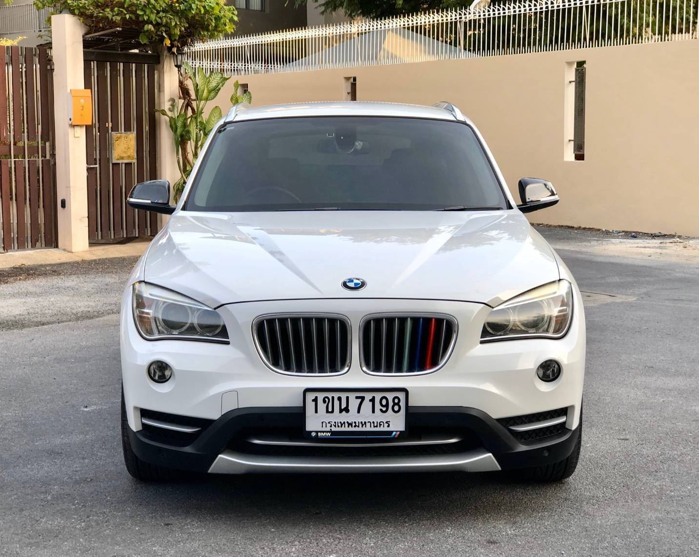 BMW X1 Sdrive18i Highline 2.0 ปี 2013