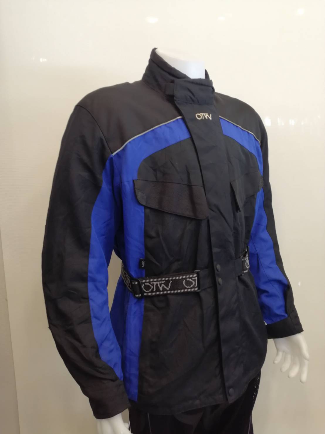 เสื้อขี่มอเตอร์ไซด์( มือสอง) RCT 257 ขนาด : อก 50" ยาว 29" **ยี่ห้อ OTW **