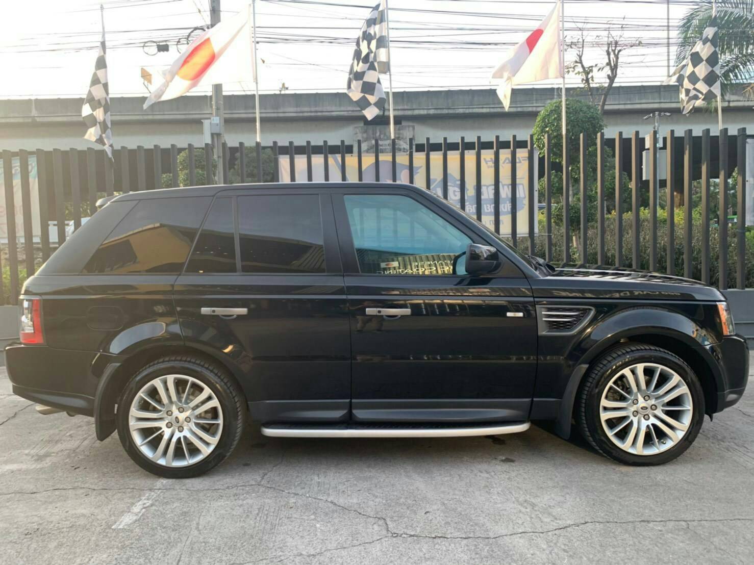 Landrover Range Rover 3.0 Sport TDV6 ปี 2010