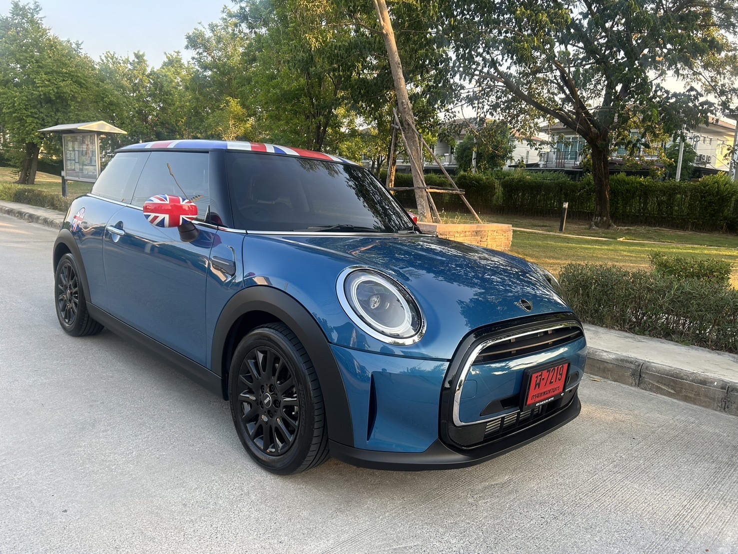 MINI Cooper ปี 2022