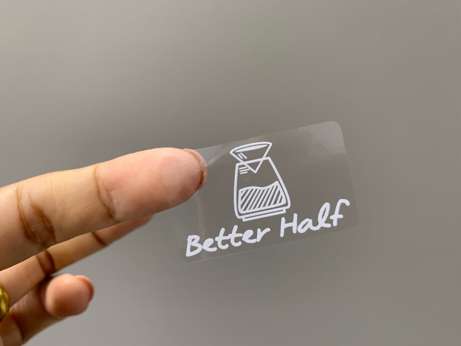 ฉลากสินค้าใสตัวหนังสือขาว สติ๊กเกอร์ใสพิมพ์สีขาว พิมพ์หมึกขาว