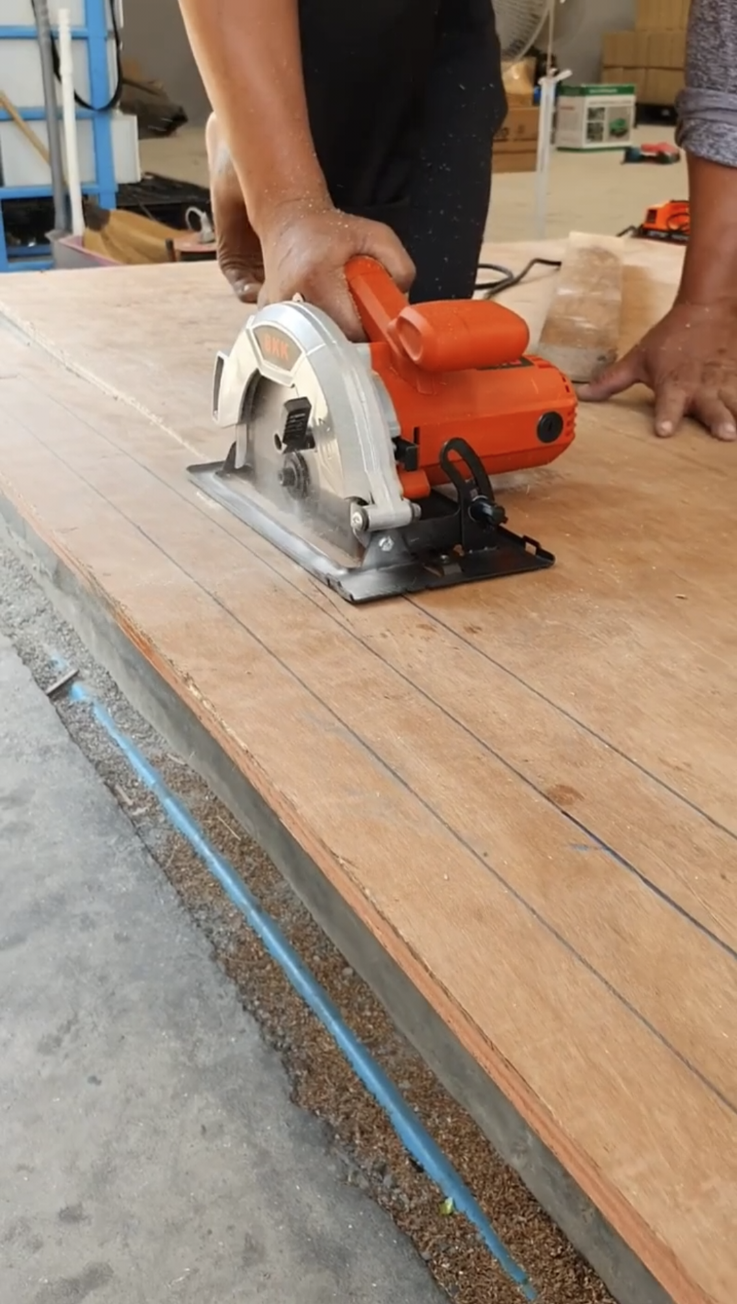 เลื่อยวงเดือน BKK 7 นิ้ว