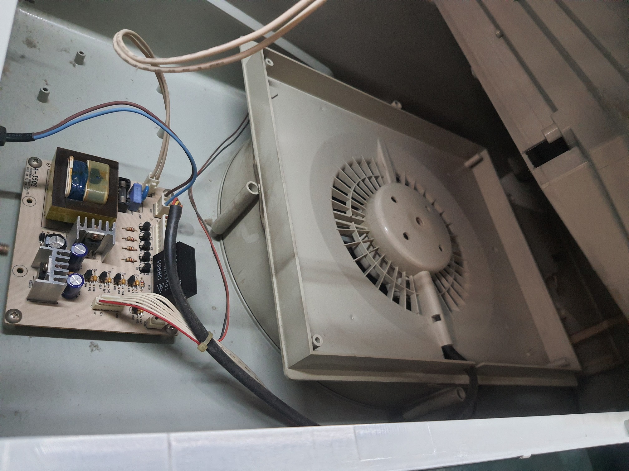 ซ่อมเครื่องฟอกอากาศ ยี่ห้อ HYUNDAI รุ่น HYAP-201 อาการเปิดไม่ติด