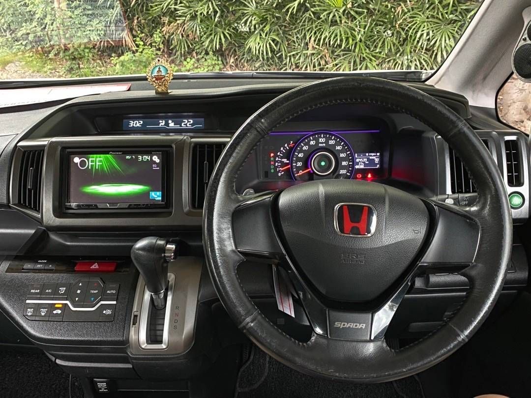 HONDA Stepwagon Spada ปี 2012