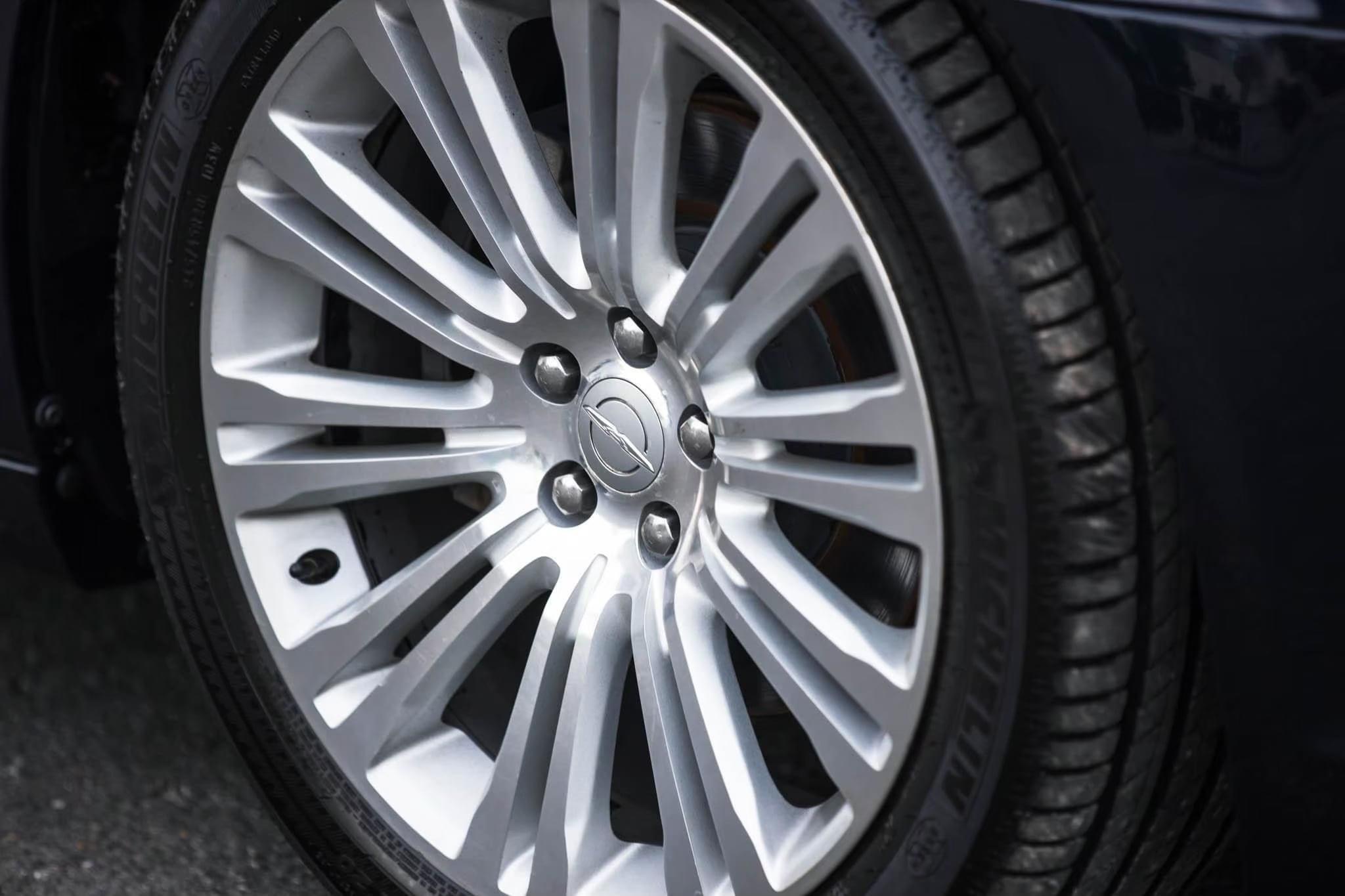 Chrysler 300C Diesel CRD ปี 2013
