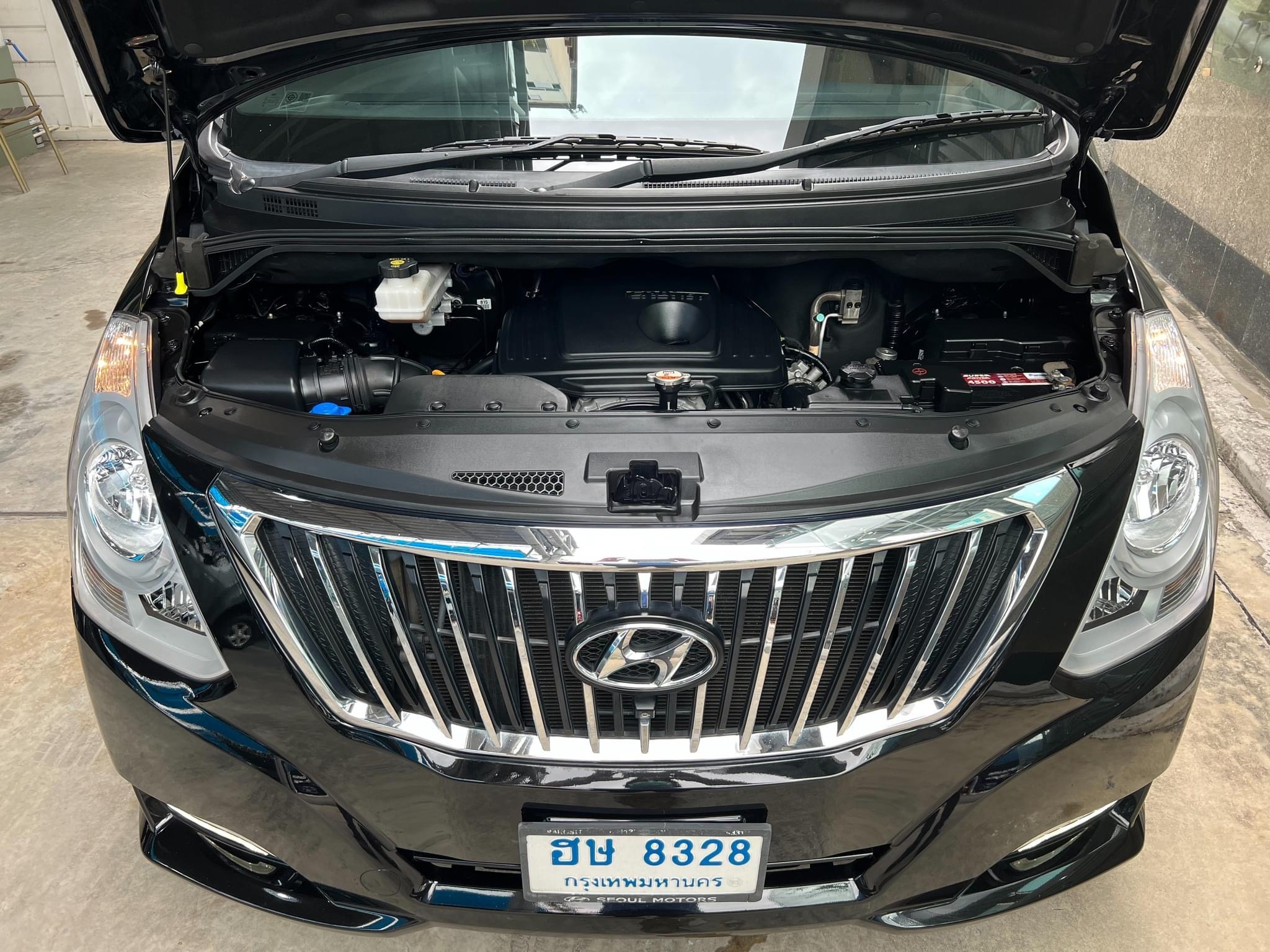 HYUNDAI H1 DELUXE TOP ปี 2017