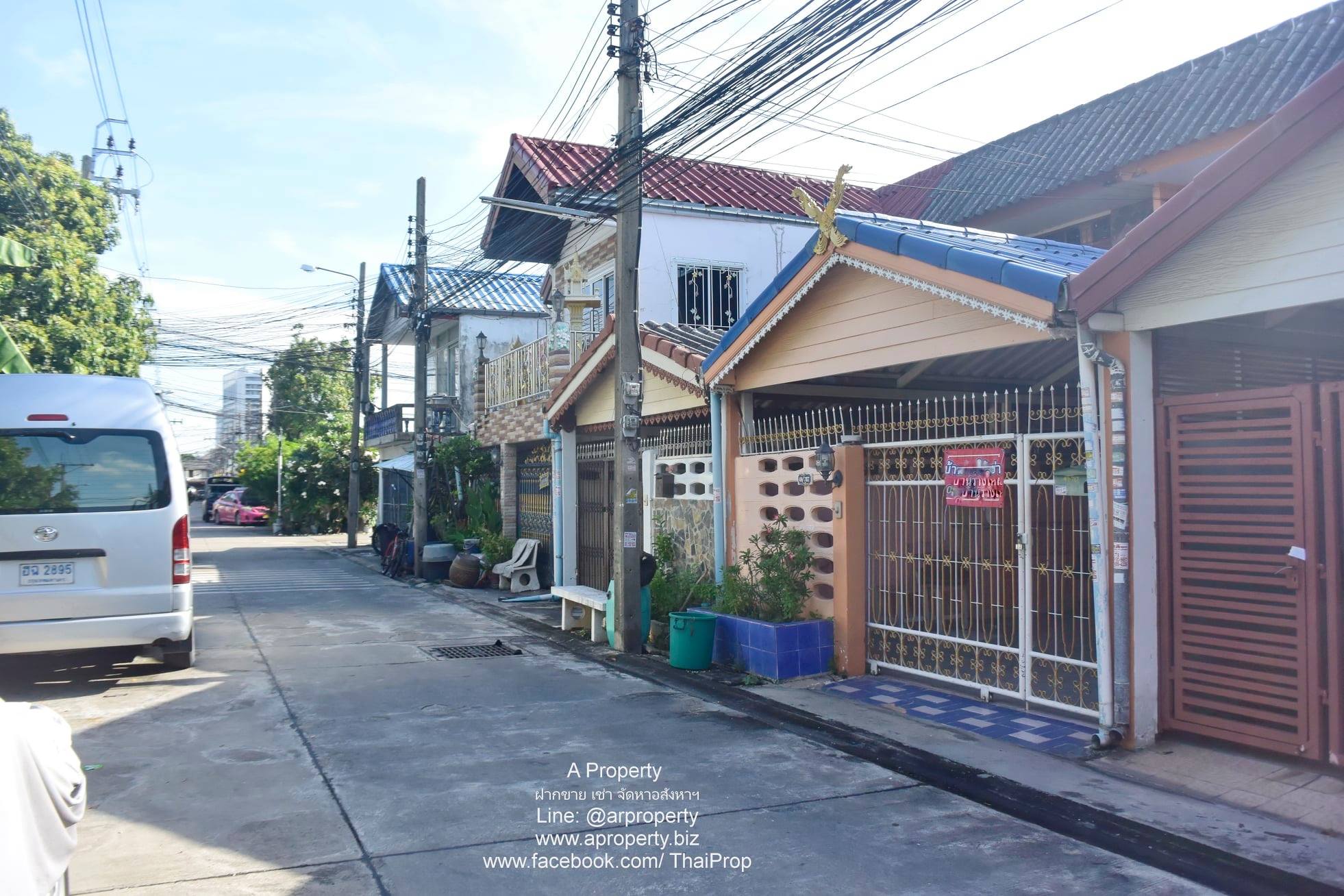 ให้เช่า ทาวน์เฮาส์แจ้งวัฒนะ 28 ข้างCentral แจ้งฯ