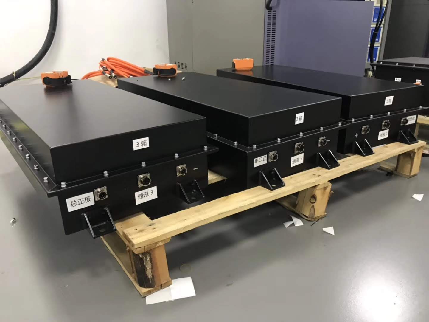 ออกแบบ ปรึกษา ต่อยอด ระบบแบตเตอรี่ลิเทียมขนาดใหญ่ บริษัท องค์กร ESS lithium energy storage system จากแบตเตอรี่ลิเทียม สำหรับงานโซล่า ตั้งแต่ 12v - 500v