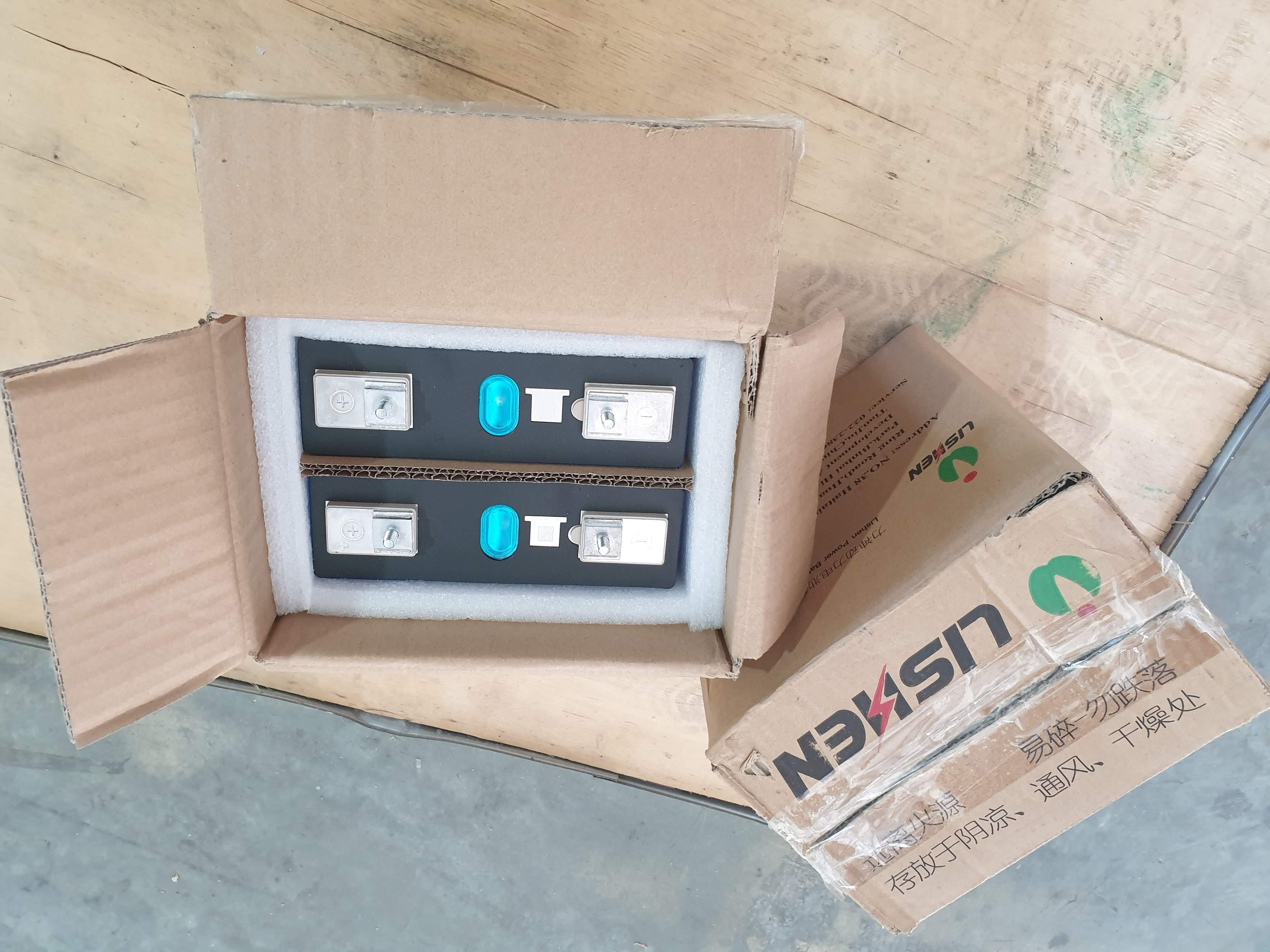 Lishen LFP 3.2v 202Ah 200Ah แบตเตอรี่ลิเทียม 200ah ประกอบ 12v 24v 48v ได้