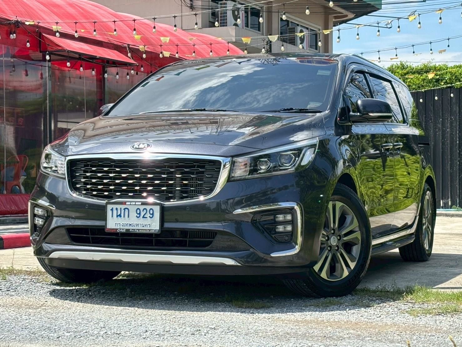 Kia Grand Carnival 2.2 SXL ปี 2018