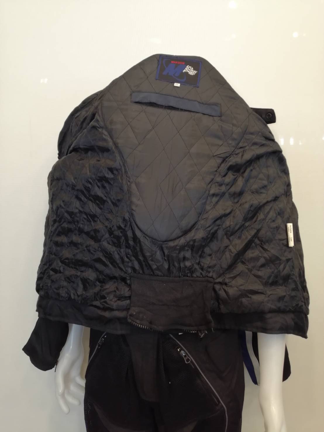 เสื้อขี่มอเตอร์ไซด์( มือสอง) RCS 314 อก 52" ยาว 26" ยี่ห้อ MAKSON