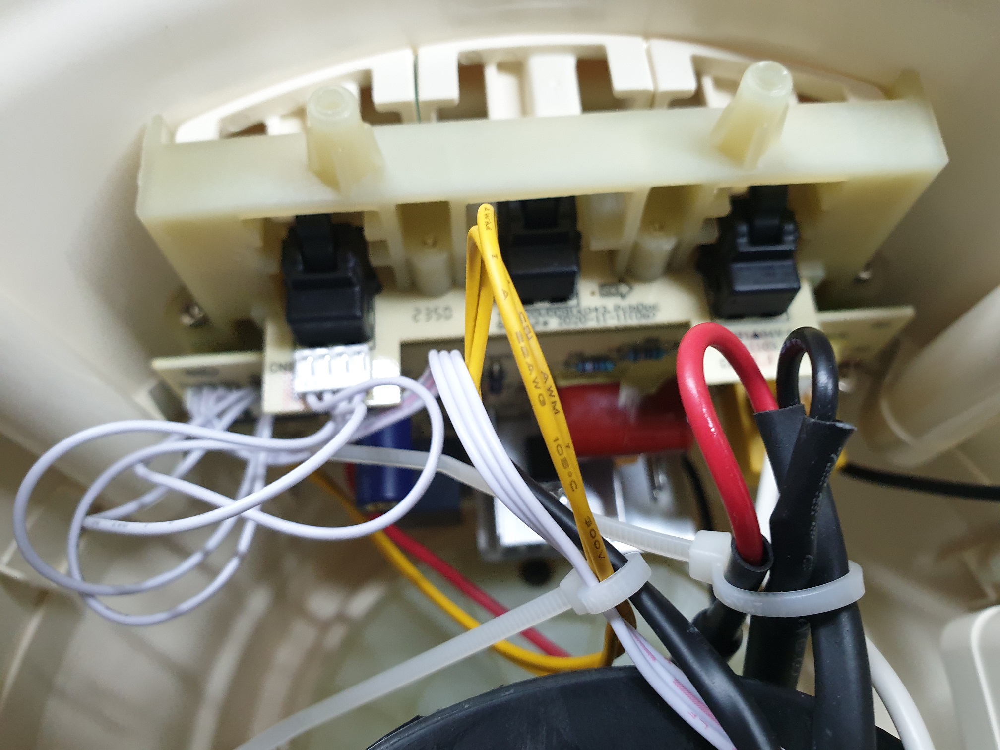 ซ่อมเครื่องเตรียมอาหาร ยี่ห้อ KitchenAid รุ่น 5KFP1319WAC อาการเครื่องไม่ทำงาน