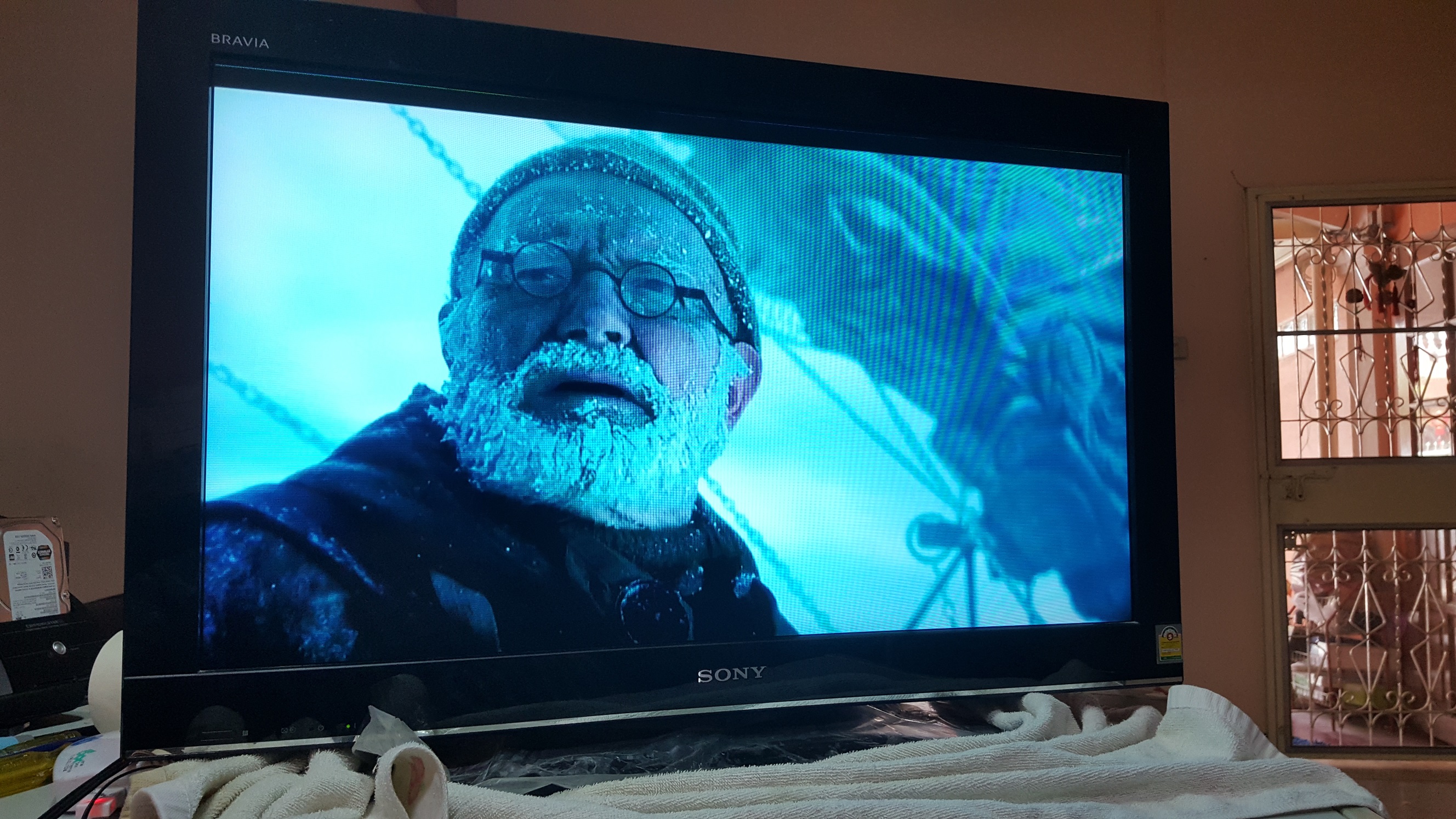 ซ่อมโทรทัศน์ LCD-TV ยี่ห้อ SONY รุ่น KLV-32BX350 อาการภาพซ้อนภาพเต้น