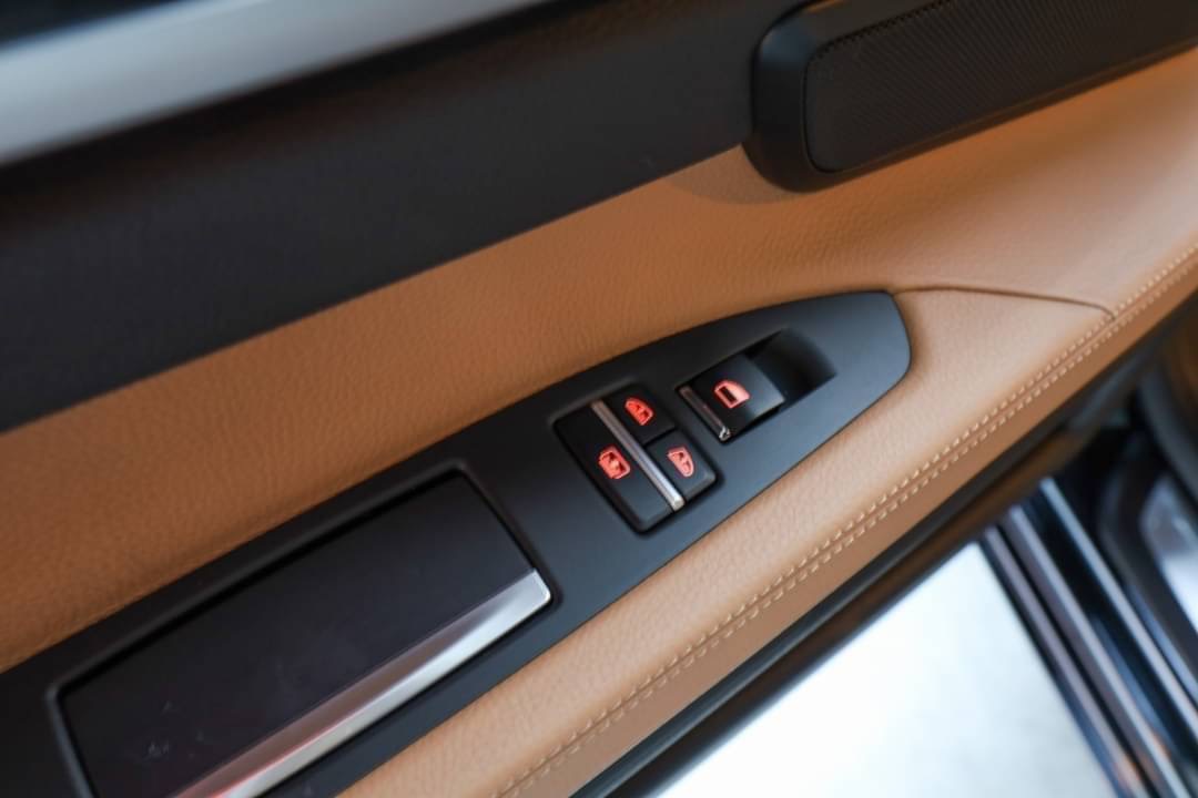 Bmw 730LD Lci M-Sport Diesel ปี 2015