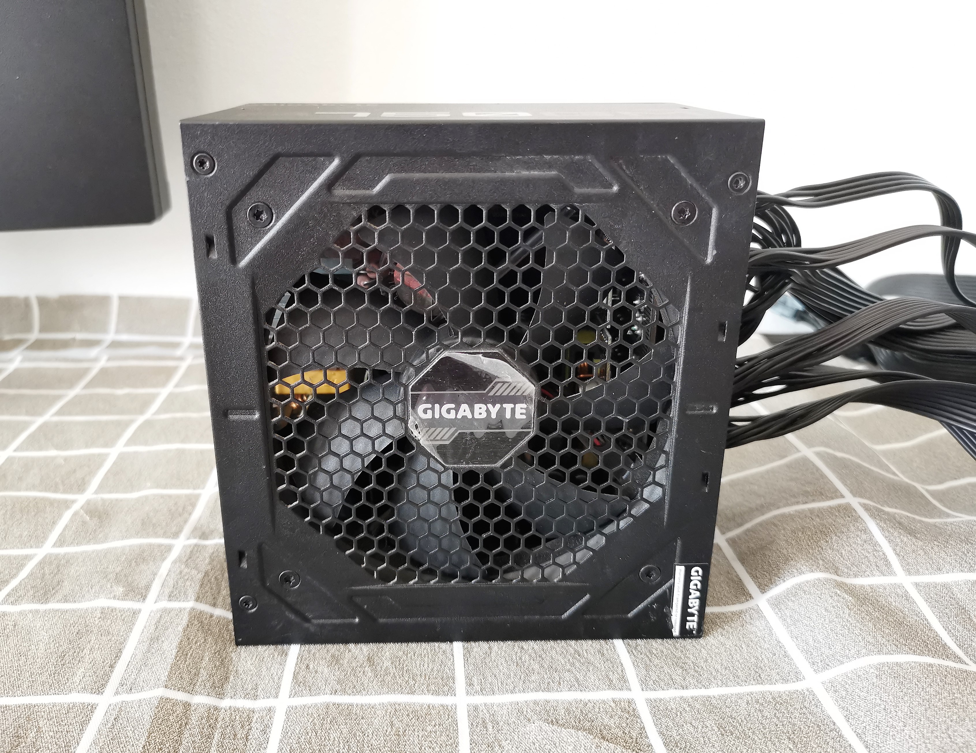 PSU Gigabyte P750GM 750W (80+ Gold)