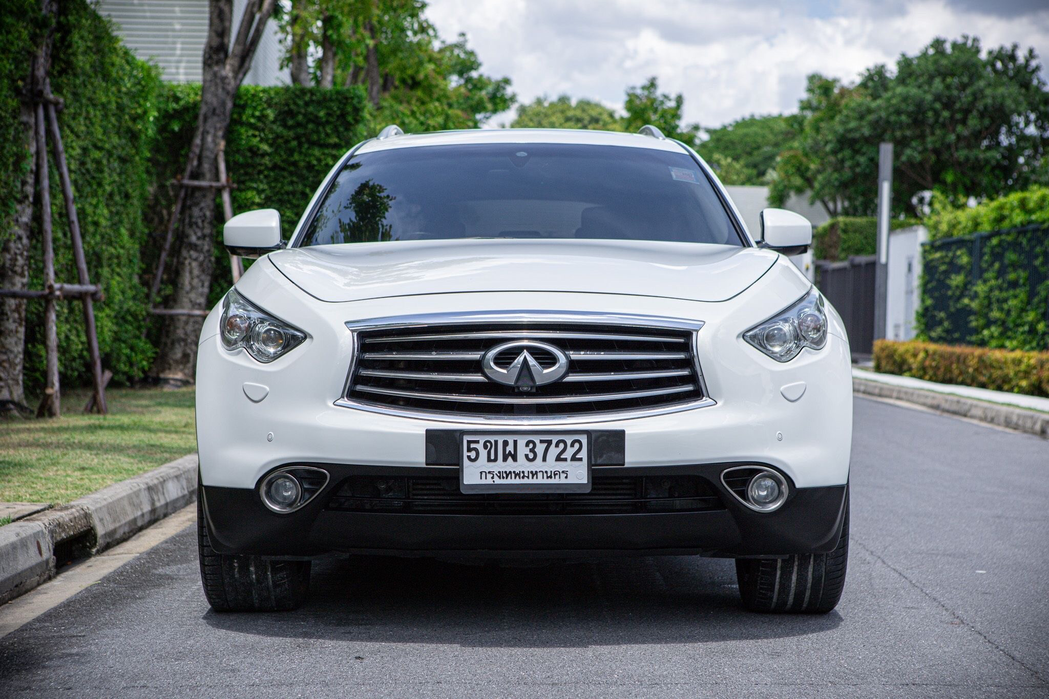 Infiniti FX30d ปี 2015