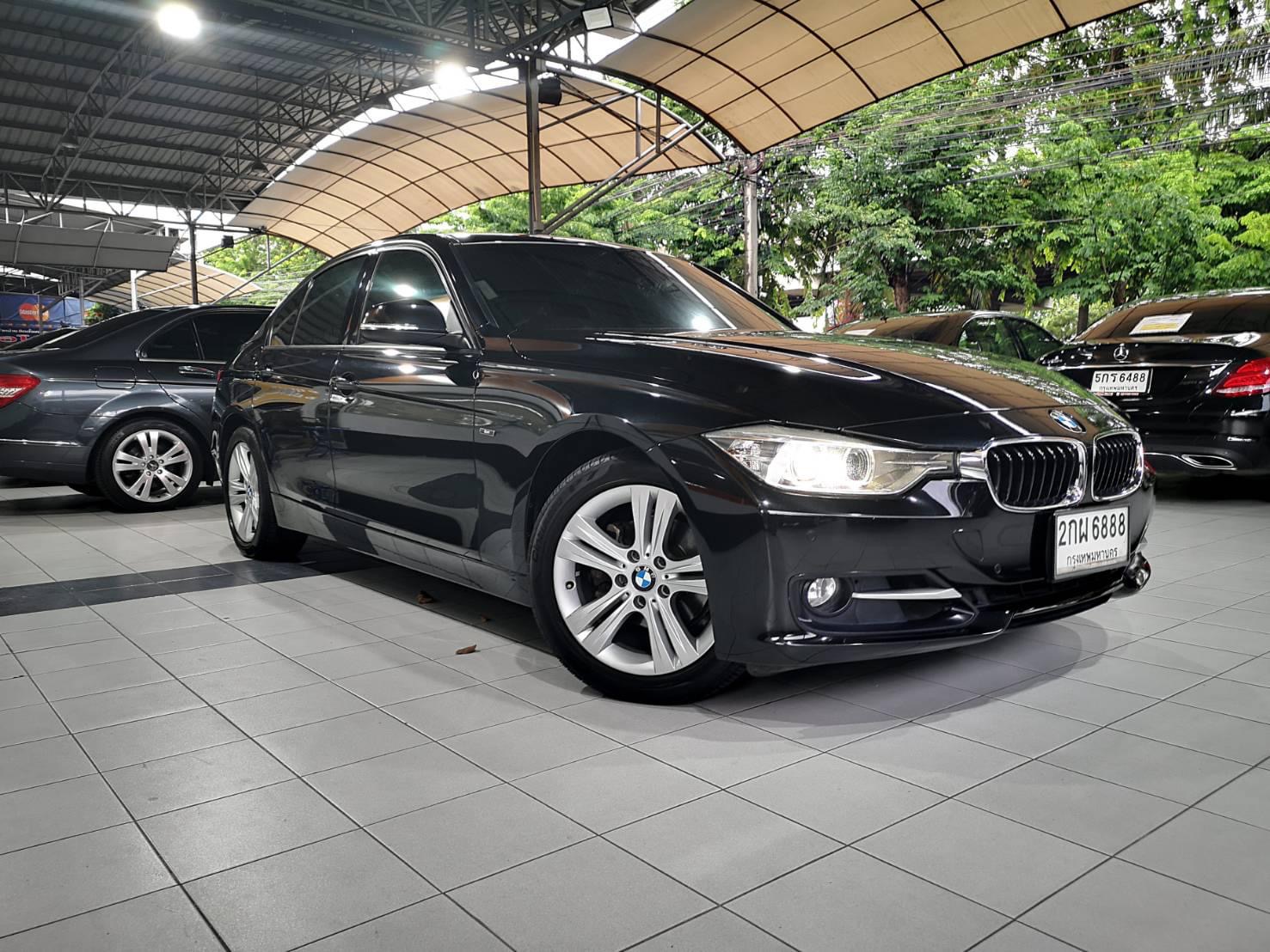 BMW 320i SPORT LINE โฉม F30 รถปี 2014
