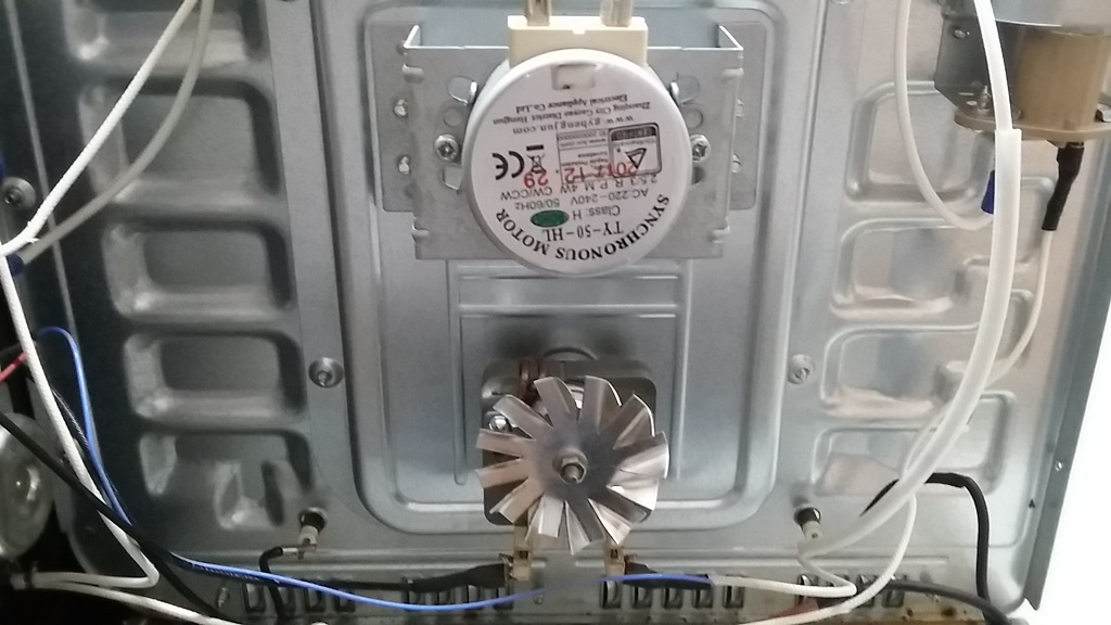 ซ่อมเตาอบไฟฟ้า ยี่ห้อ CUSINO รุ่น BOTTEGA อาการไม่ร้อน