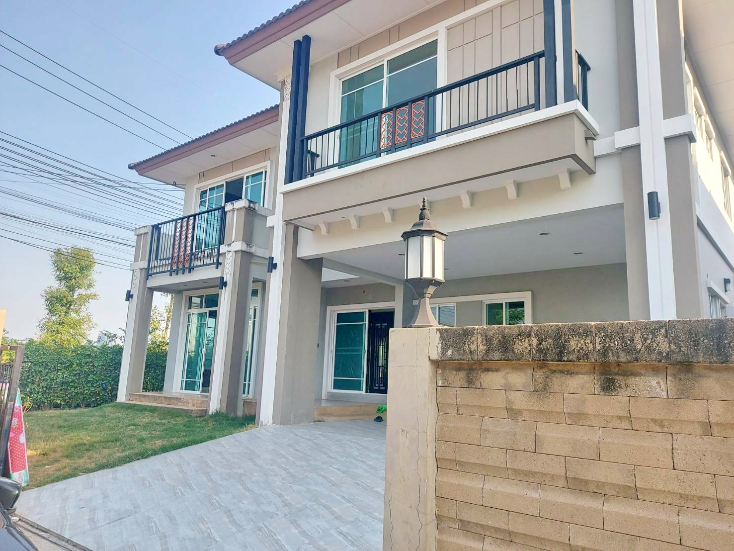 ให้เช่า บ้านเดี่ยวติดถนน พุทธมณฑลสาย 4 หลังมุม