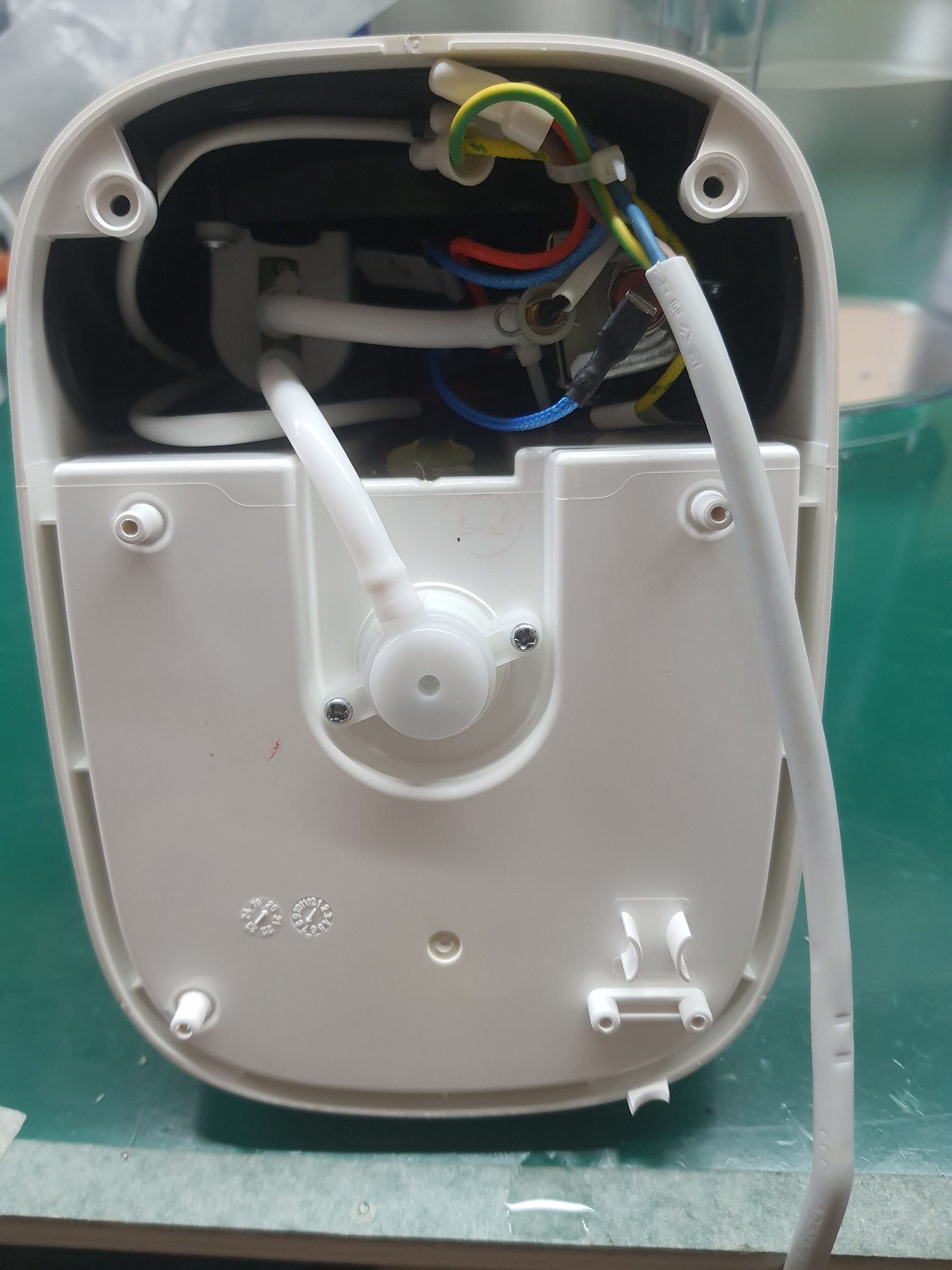 ซ่อมเครื่องต้มน้ำร้อน ยี่ห้อ SCISHAR รุ่น S2301 อาการเครื่องไม่ทำน้ำร้อน