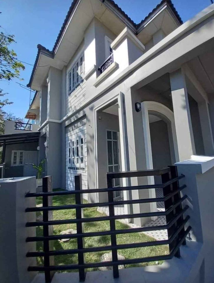 ให้เช่าทาวน์เฮาส์ ลำลูกกาคลอง 3 บ้านรีโนเวทใหม่ หลังมุม