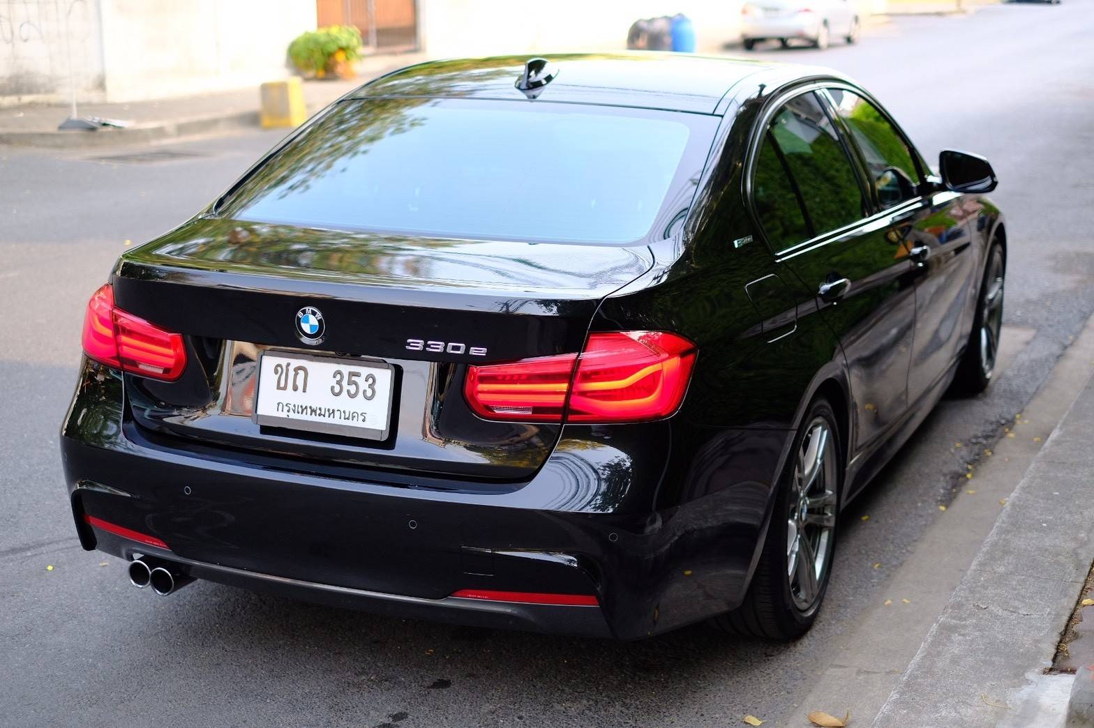 ขาย BMW 330e M-Sport ปี 2017