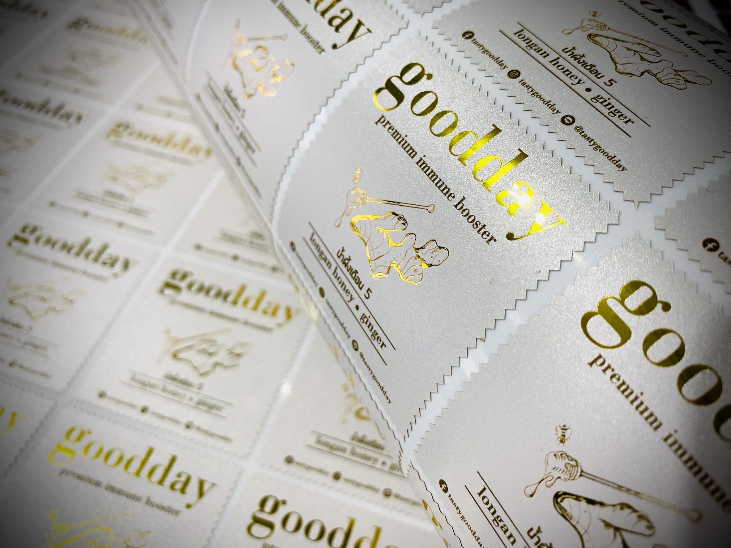 สติ๊กเกอร์ฉลากสินค้าฟรอยทอง ฟอยล์