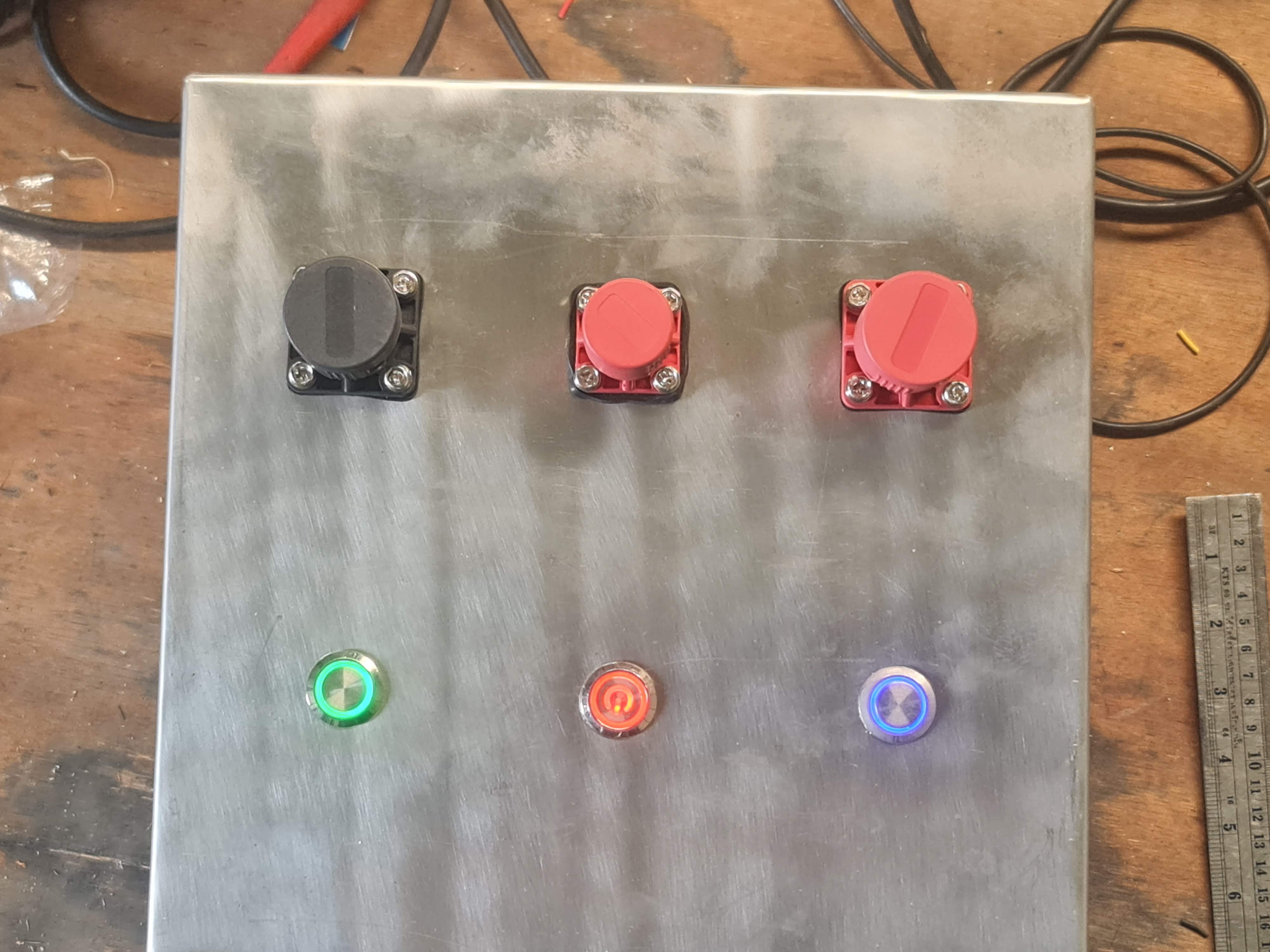 แบตเตอรี่ลิเทียม สำหรับรถโฟคลิทฟ์ไฟฟ้าแบบยืนขับ ถังวางแนวยาว 48v 200ah 300ah