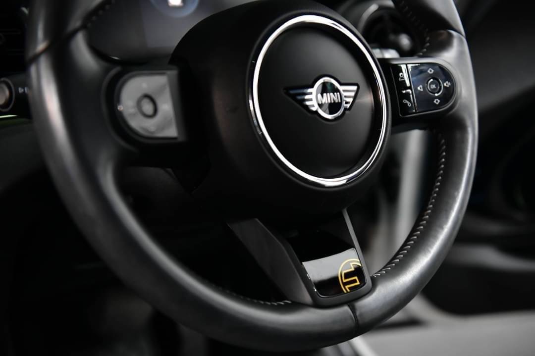 Mini Cooper SE Hatch ปี 2023