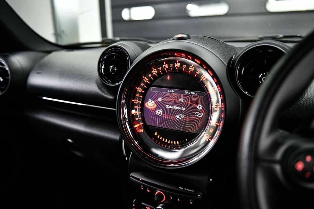 Mini Countryman SD ALL4 R60Lci ปี 2016 จด 17